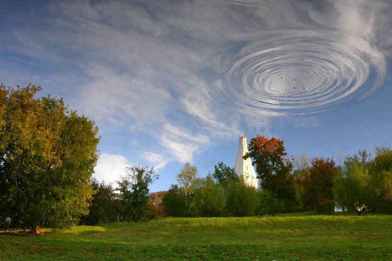 отражение, круги, коломенское. Бросая в небо камешки. фото превью