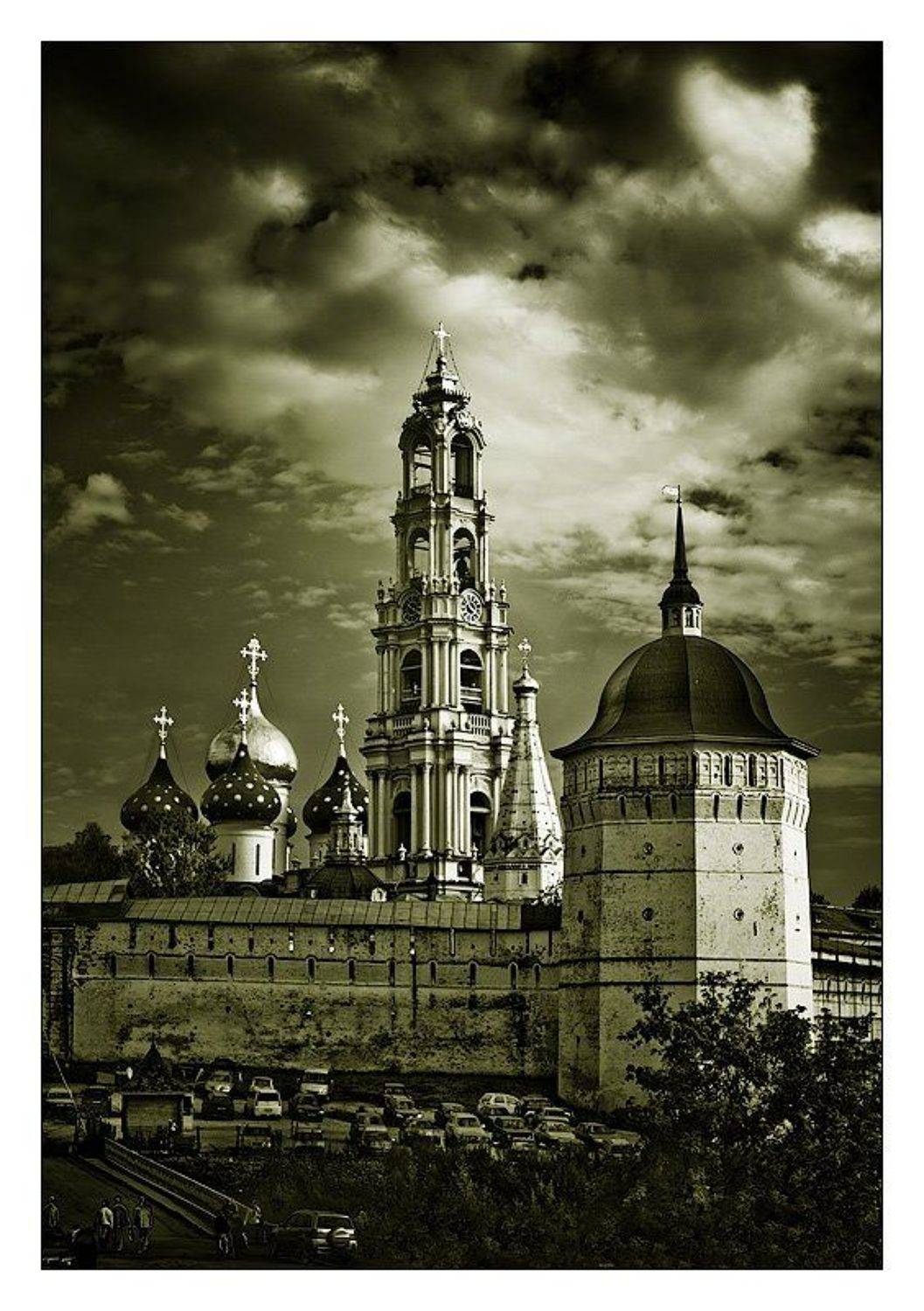 троице-сергиева лавра время колокольня, Геннадий Романов