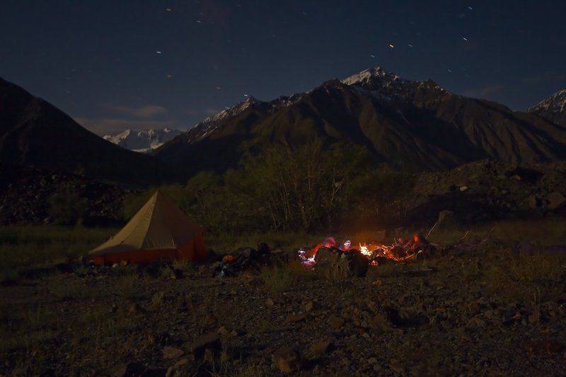 памир,на зеленке, отдых  от льдов Такой разный Памир фото превью