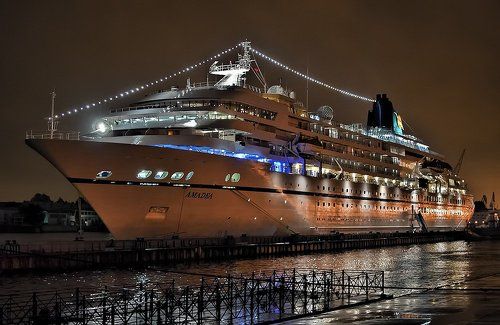 Amadea.