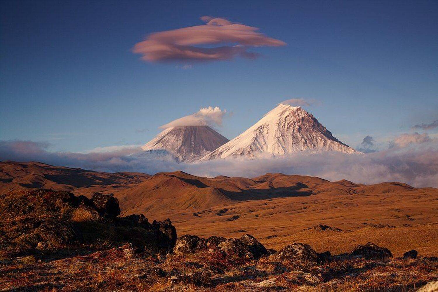 камчатка, вулкан, ключевская, сопка, камень, вечер, осень, закат, фототур, Денис Будьков