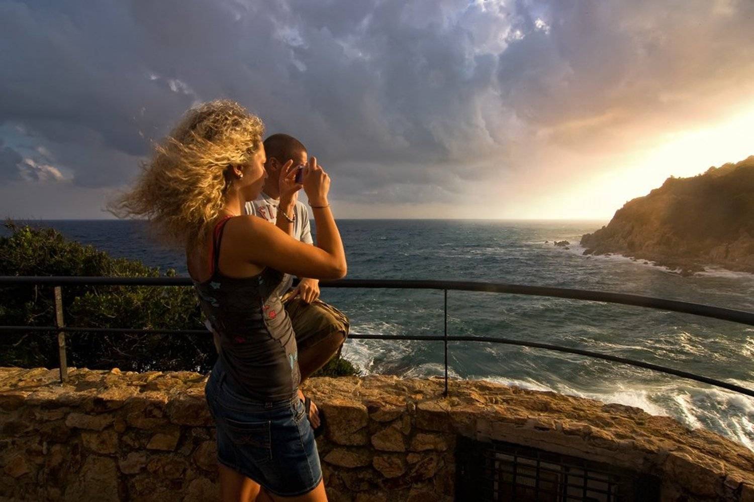 , Андрей Neufeld