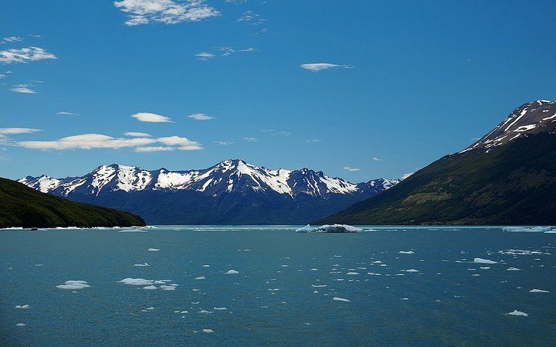 ледник, айсберг, озеро Когда облака разбиваются в Лёд фото превью