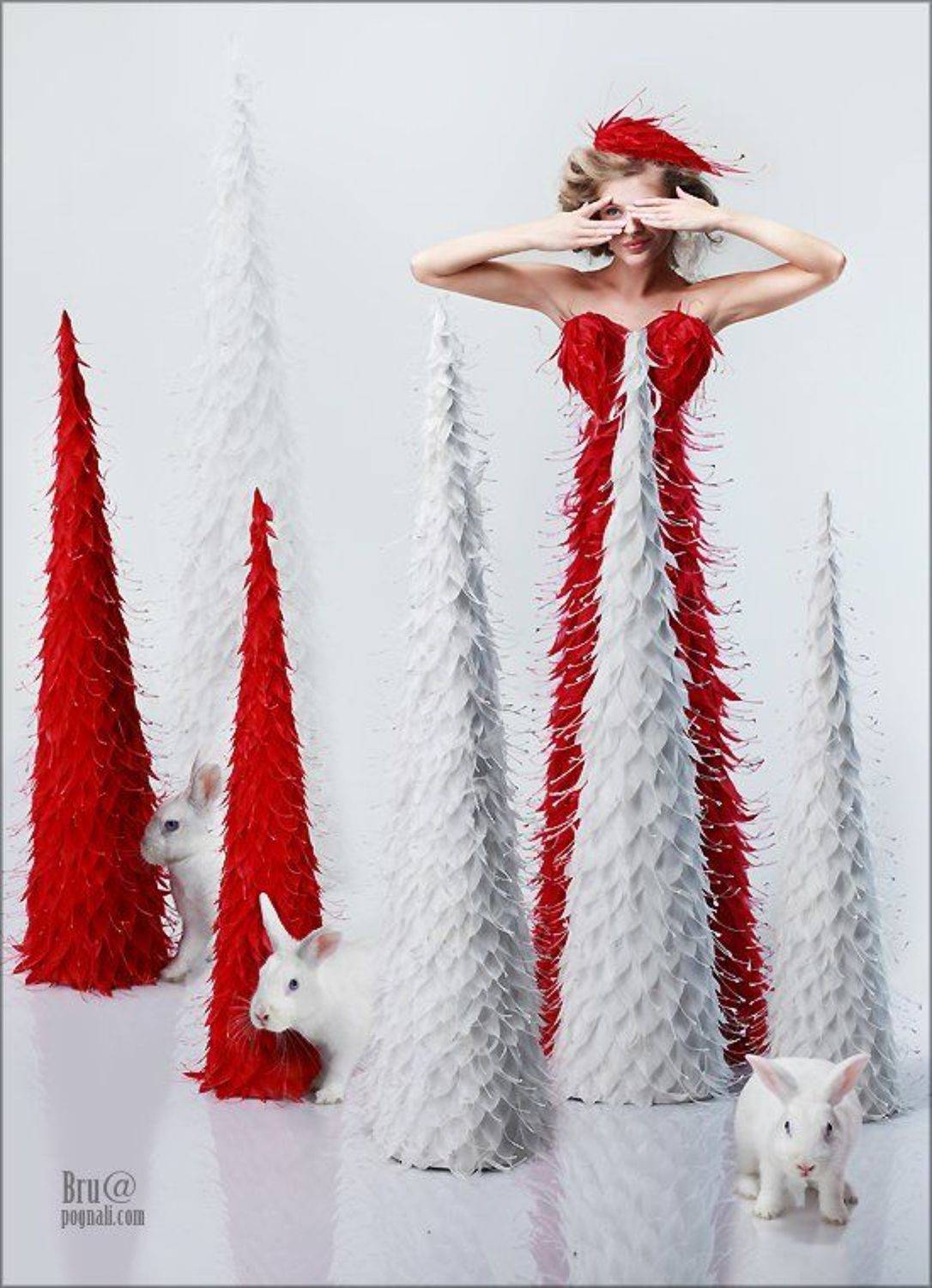 девушка, заяц, прятки, елочки, Брушша