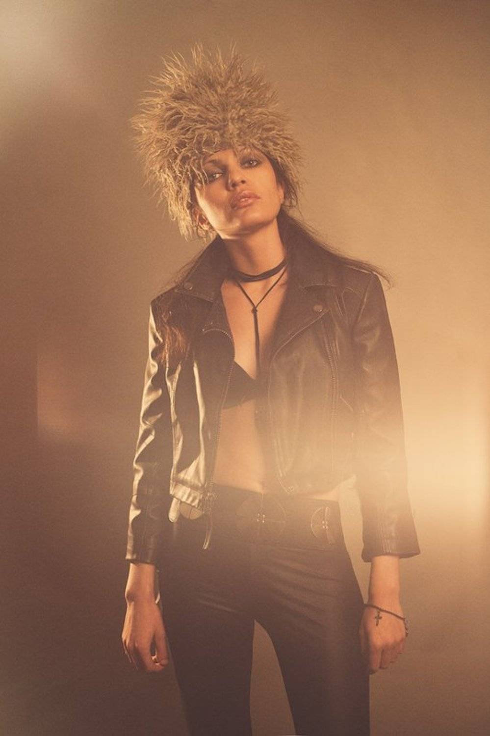 девушка, косуха, кожа, шапка, Yaroslav V. Kloos