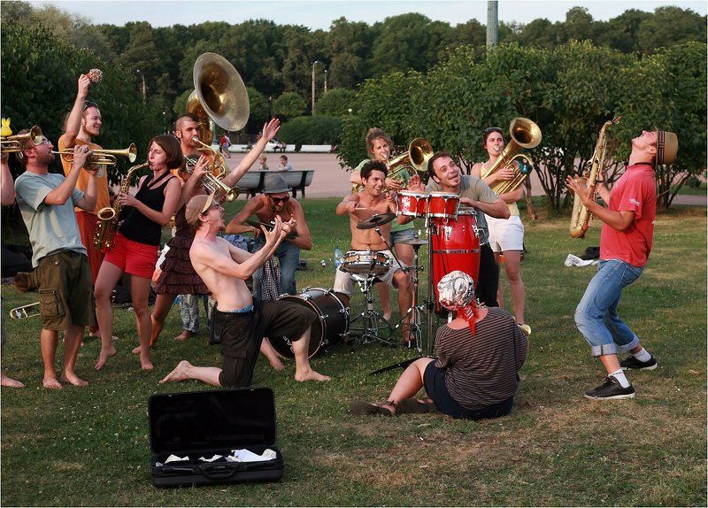 Питер. Уличный джаз фото превью