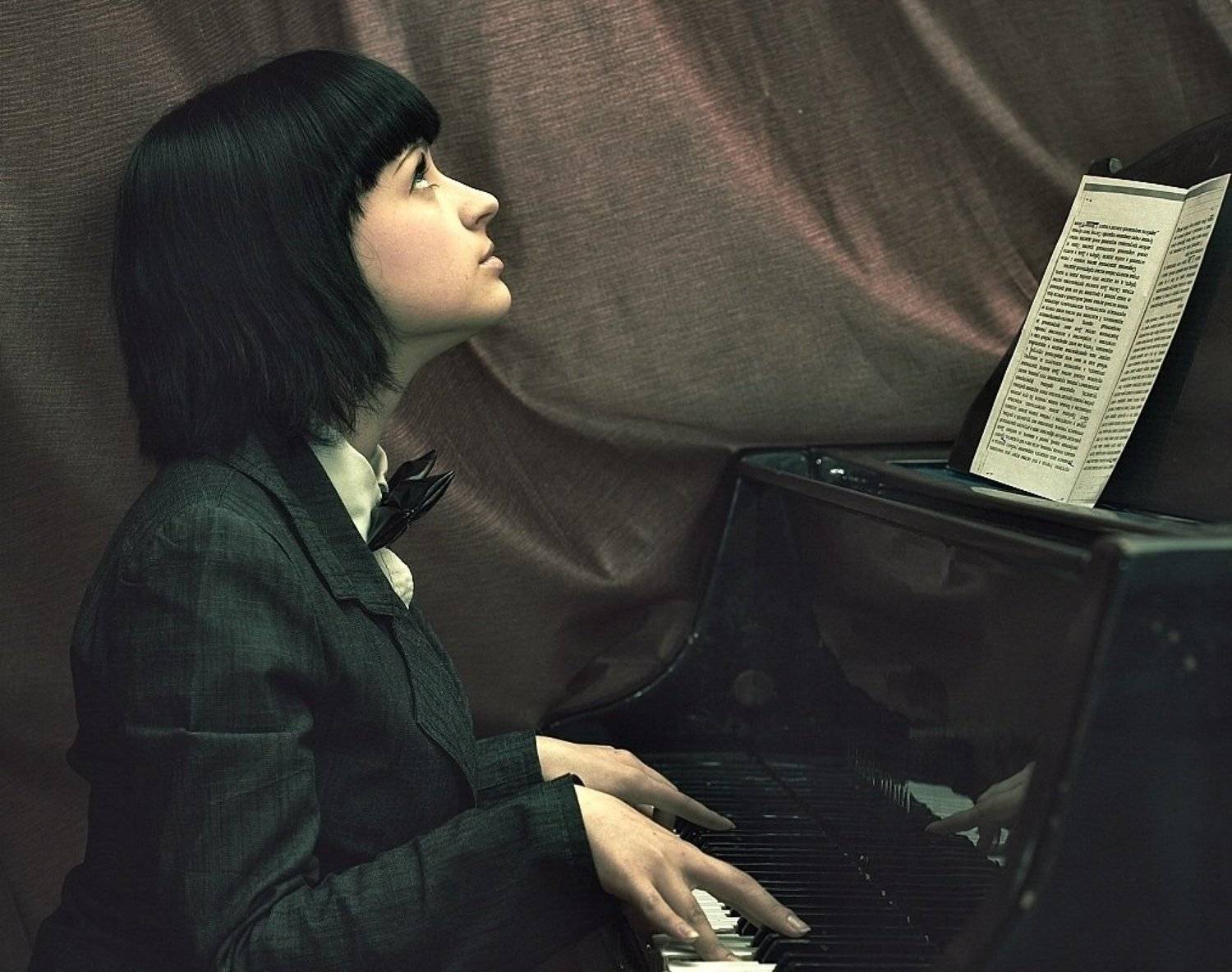 рояль, портрет, октябрь, Pasha Pruzhina