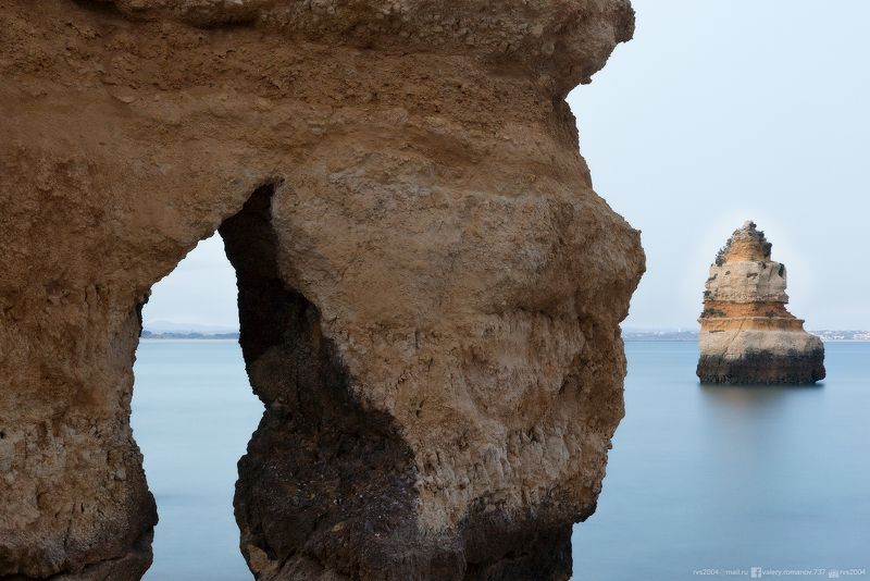 Море, Скала, Скала, Природа, Побережье, Пейзаж, арка, Пещера, Вода, Путешествия, Геология, Пляж, Небо, Туризм, Путешествия, Европа, Лагуш, Португалия The Cut – Вырез фото превью