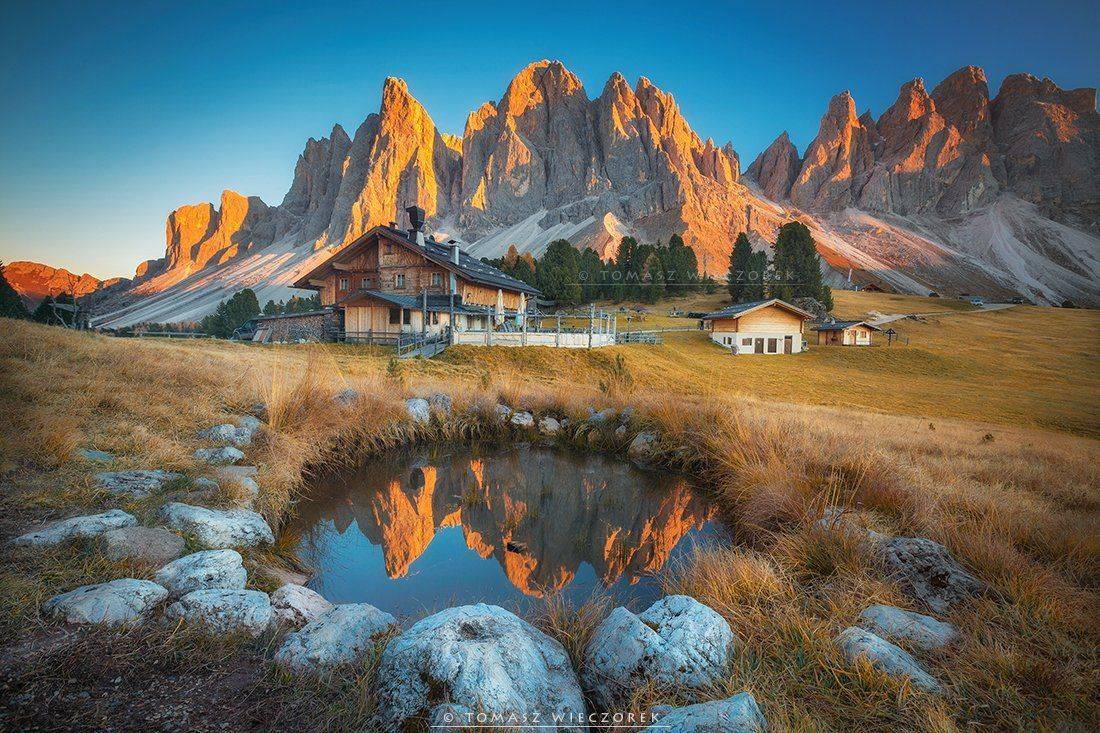 dolomities, dolomiti, mountains, italia, italy, odle, sunset, sunrise, pond, reflection, light, red, orange, autumn, colours, Tomasz Wieczorek