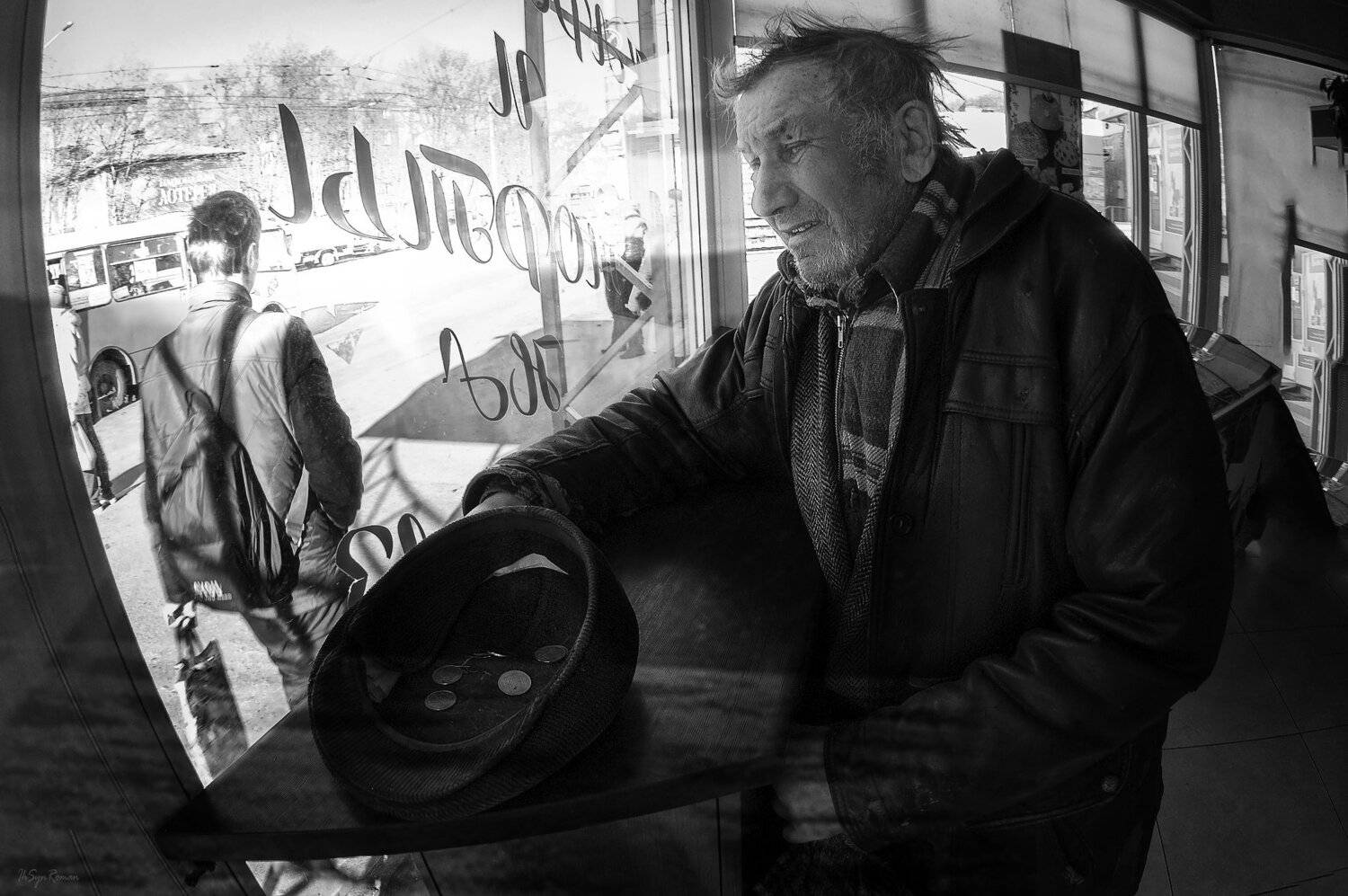 мужчина,  улица, киоск,  жанр, Roma  Chitinskiy