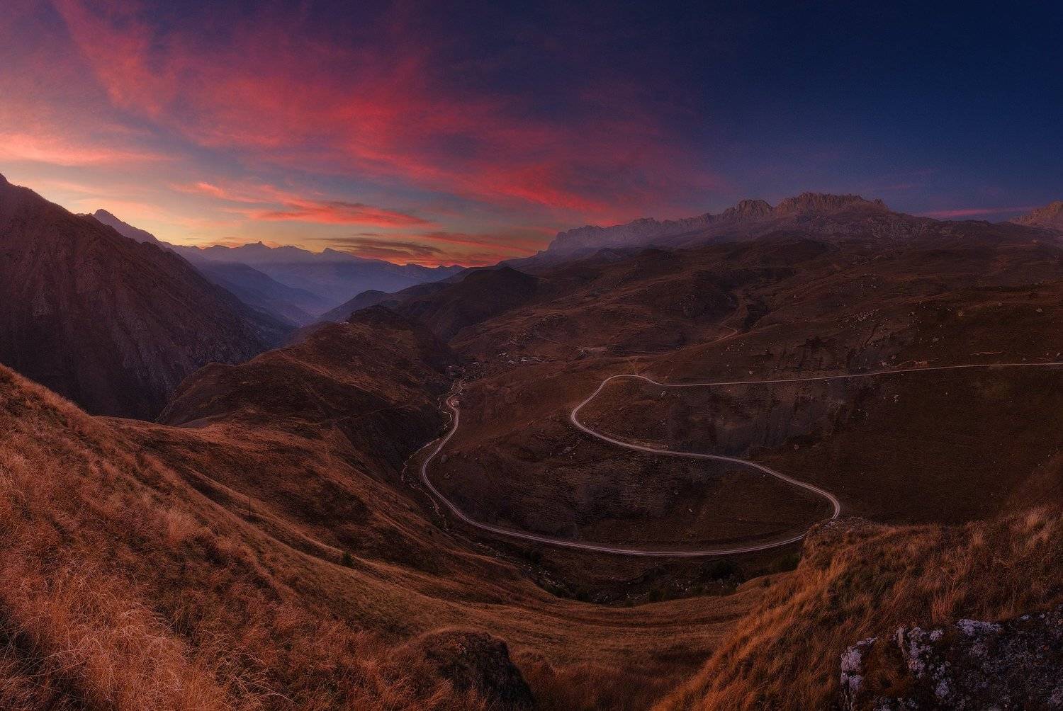 россия, кавказ, северная осетия, дигория, ущелье, хребет, река, сумерки, закат, горы, пейзаж, природа, осень, Оборотов Алексей