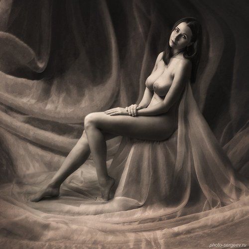 Обнажённый портрет