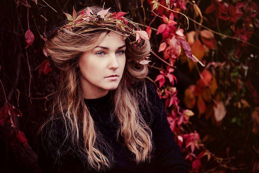 портрет,девушка,осень, Мария Монастырная