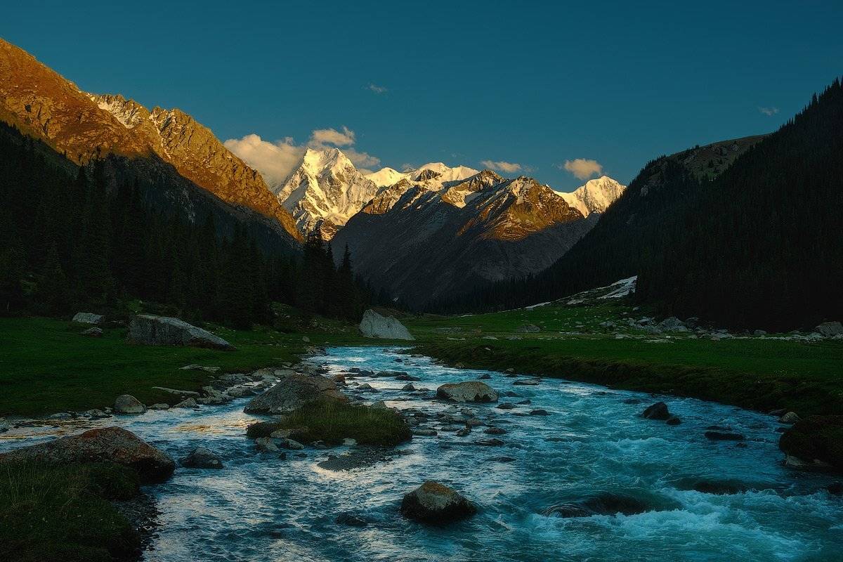 киргизия, азия, пейзаж, природа, весна, горы, ущелье, рассвет, лес, река, путешествие, Оборотов Алексей