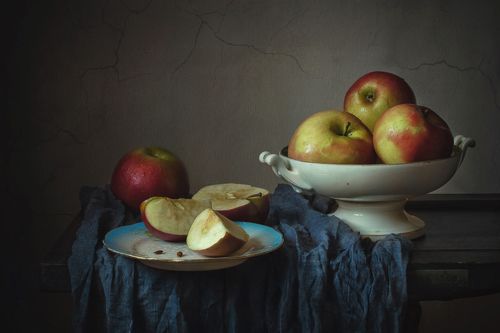 Яблочный