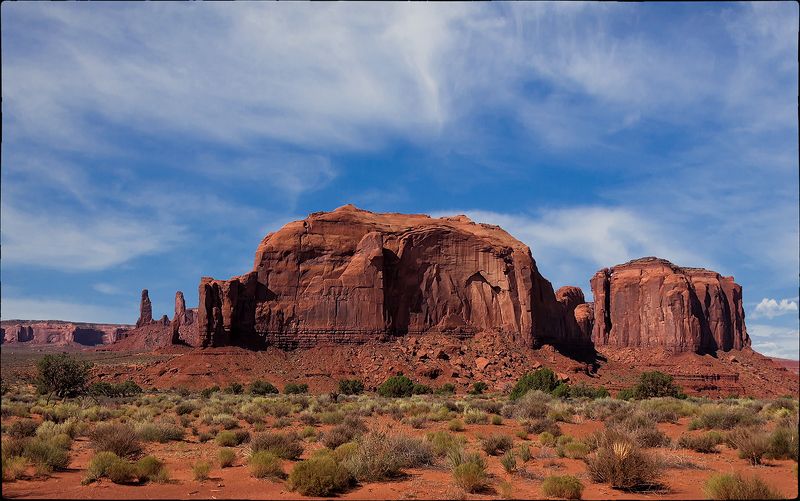 Обелиски Долины Монументов фото превью