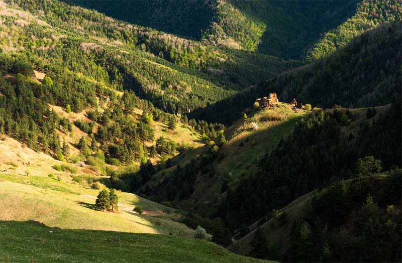 природа, пейзаж, кавказ, горы, весна, вечер, панорама, закат, солнце, небо, облака, свет *** фото превью