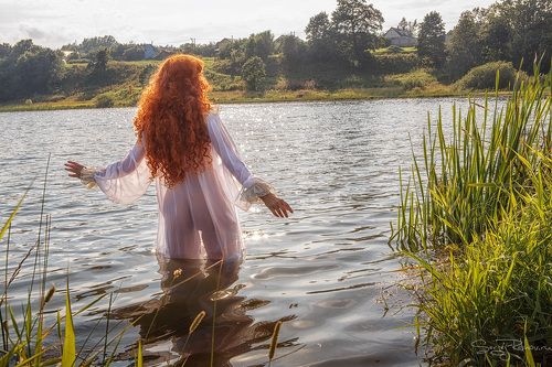В жаркий полдень