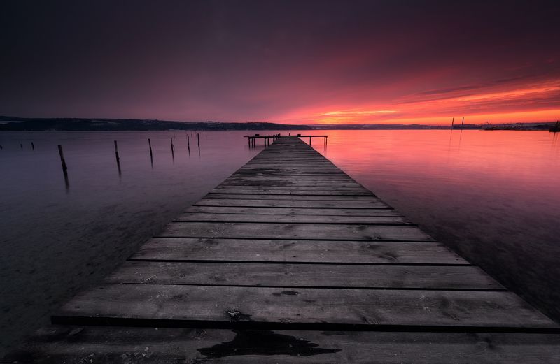 The lonely pier фото превью