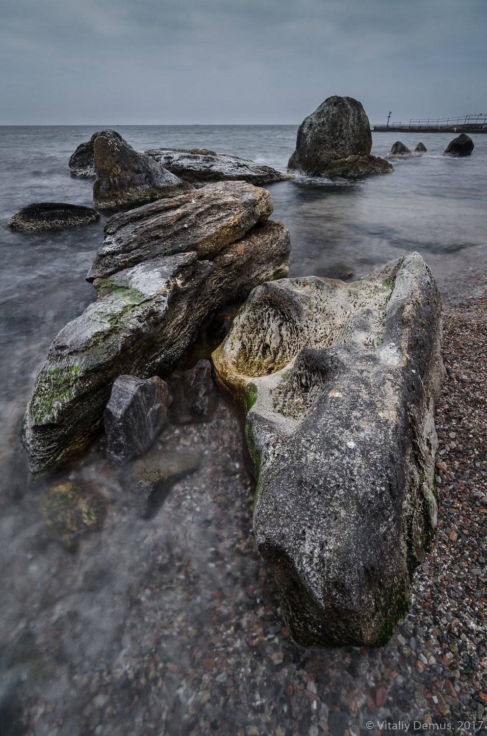 осень, море, камни, камень, серый, берег, морской берег, пляж, пасмурный, широкий угол, длинная выдержка, Виталий