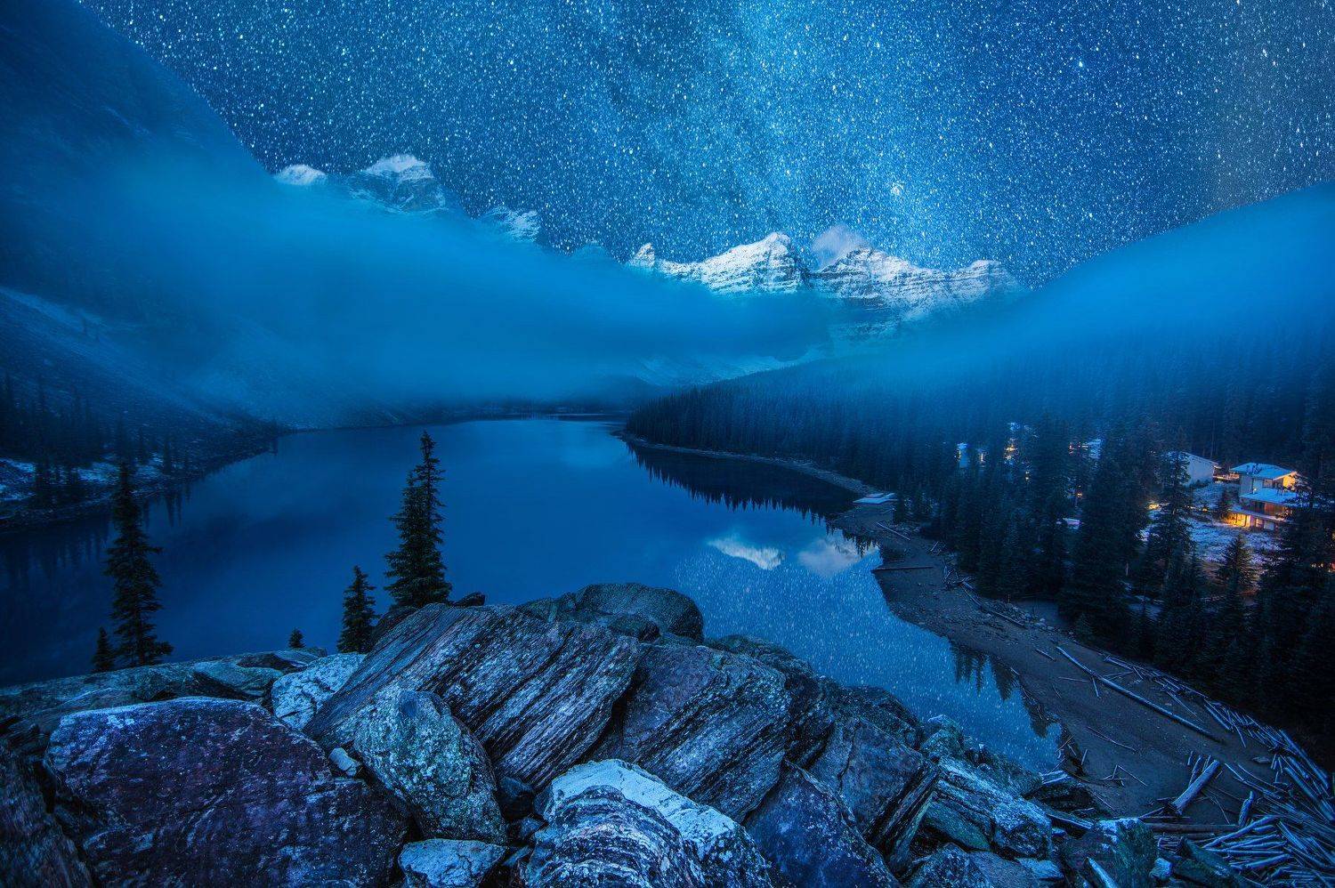 озеро морейн, канада, звезды, горы, отражения, туман, Алексей Сулоев
