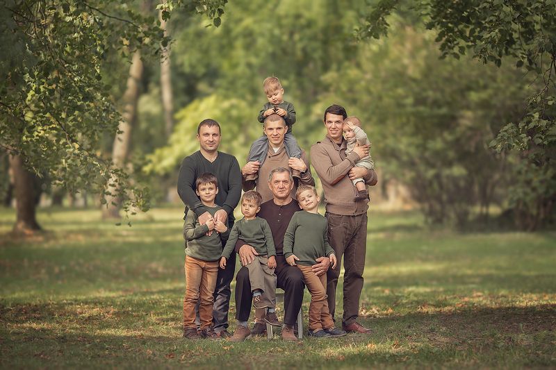 портрет, семья фото превью