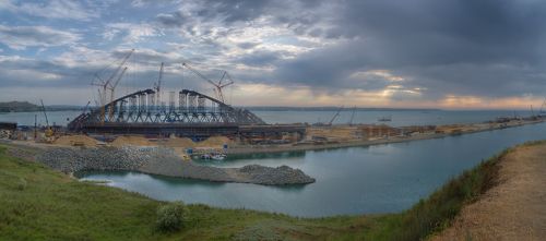 Былые этапы строительства Крымского моста.