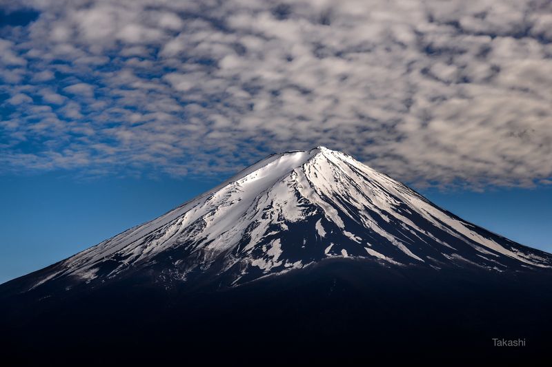Fuji,mountain,Japan,snow,clouds,white,blue,sky,beautiful,amazing,wonderful, Clouds on Mt Fuji фото превью