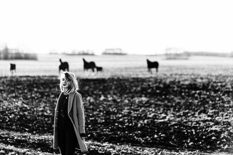 october фото превью