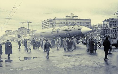 Октябрьский парад в Москве 