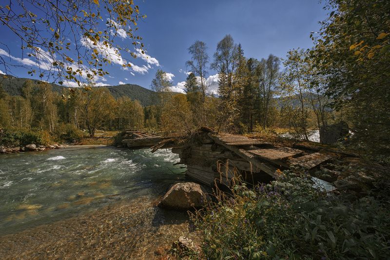 Старый мост через реку Мульта фото превью