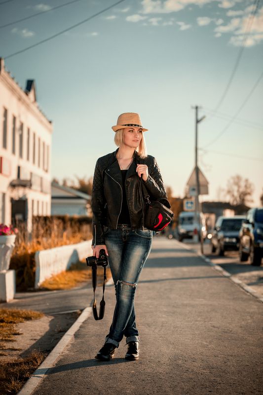 уличное фото, девушка, портрет, уличный портрет, осень, уличная съемка, пленэр, в городе, город, на улице, естественный свет, фотограф, турист, прогулочная съемка, портрет, живое фото в городе N фото превью