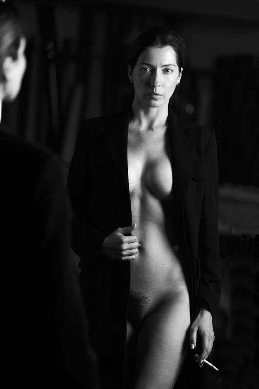 Identification фото превью