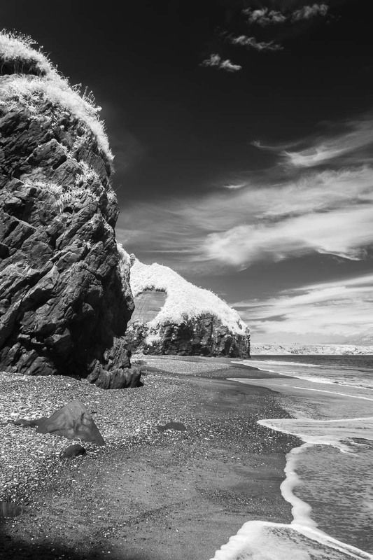 Инфракрасная фотография, Курилы, Курильские острова, скалы, море, берег Курилы фото превью
