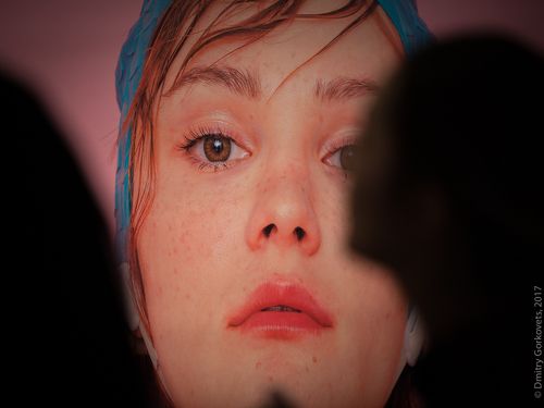 На выставке.