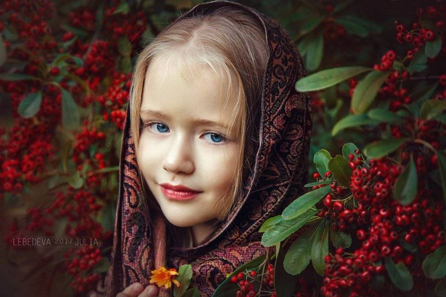 autumn red portrait girl beauty beautiful cute happiness child photo children green happy photosession photography photoshop baby berries retouch photoart juliahappy, Юлия Лебедева
