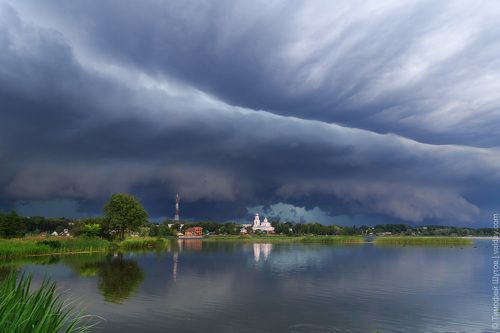 Ураган надвигается