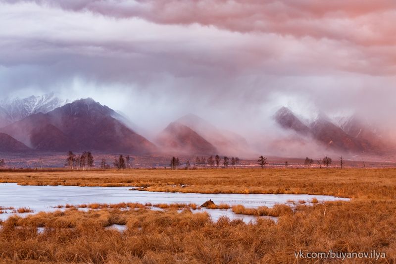 Закат в Саянах фото превью