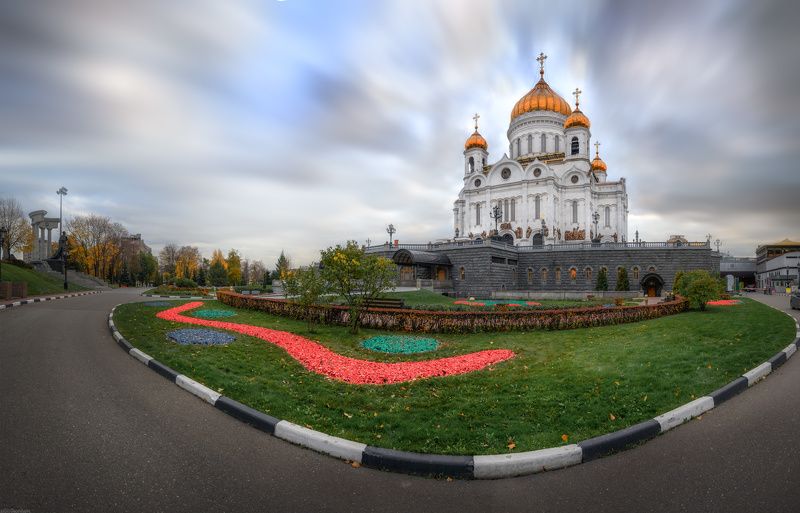 москва, архитектура, храм / Пасмурный вечер /  фото превью