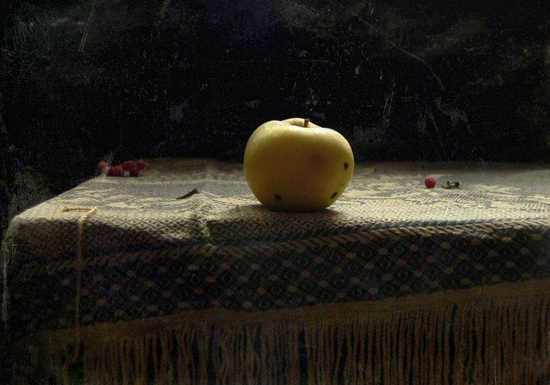 яблоко, натюрморт Яблоко фото превью