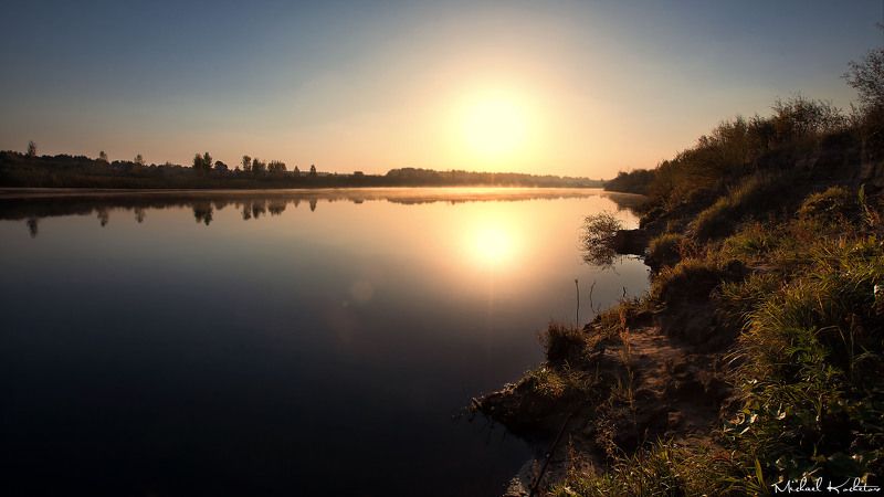 The River фото превью