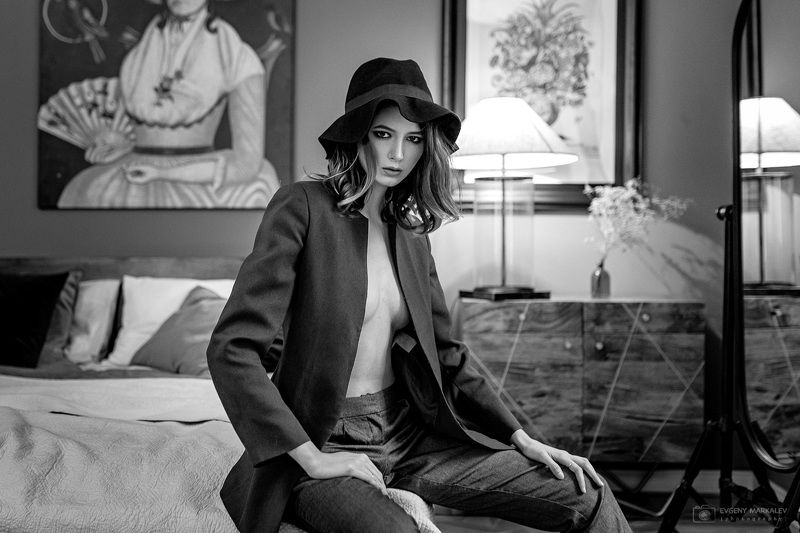 портрет, девушка, студия, естественный свет, portrait, girl, indoors, natural light *** фото превью