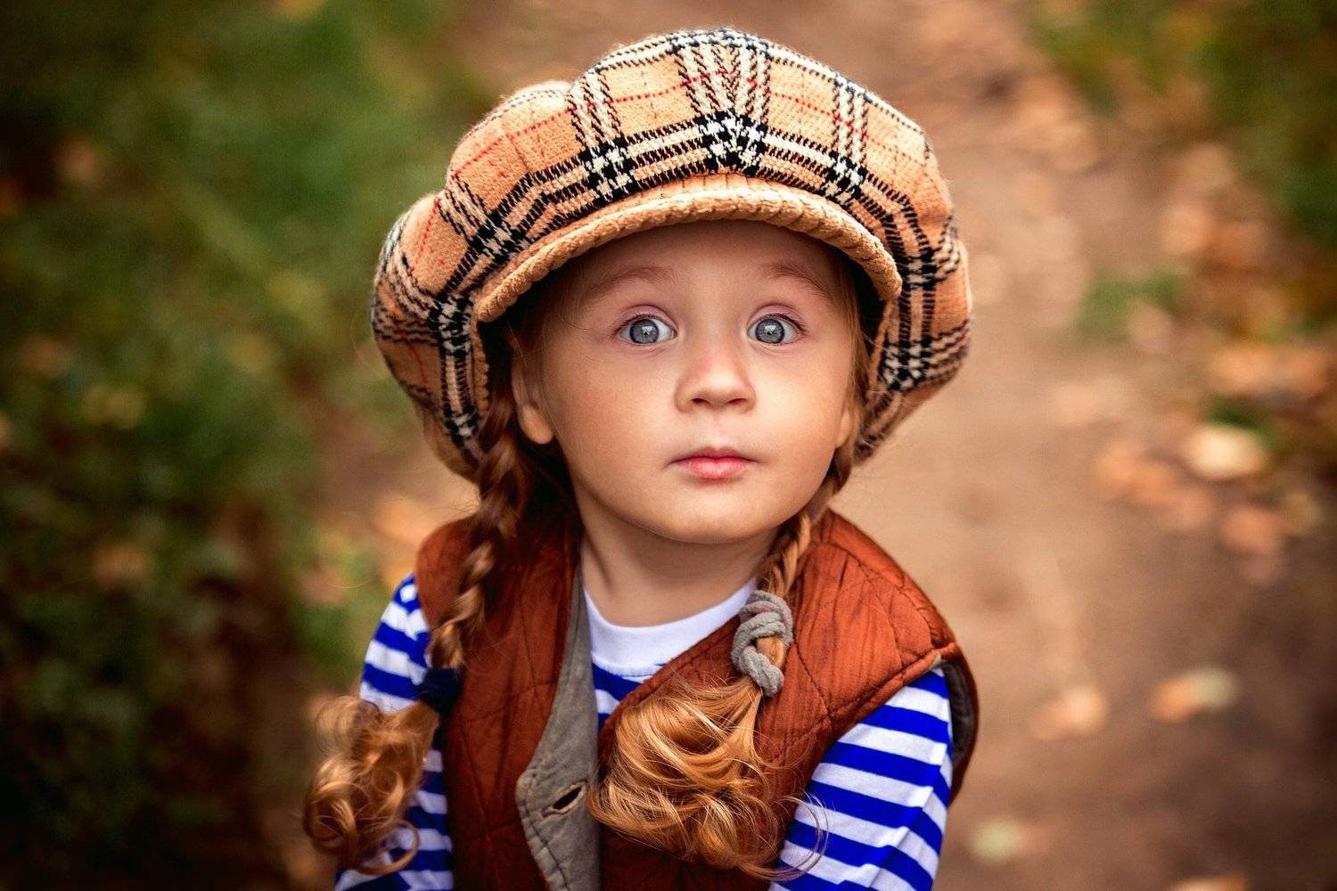 девочка, взгляд, гаврош, кепка, мордашка,портрет, выражение, детский портрет, на улице, , Сухарь Александр