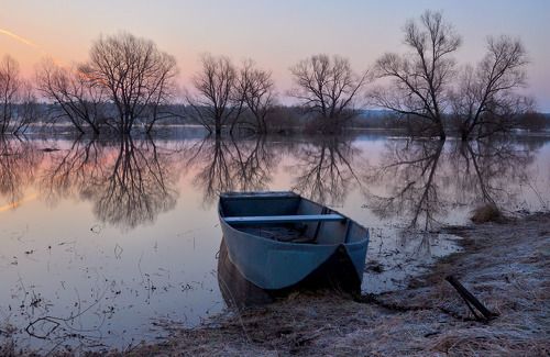 Холодным утром.