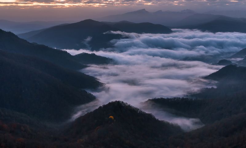 Еще не снято покрывало... фото превью