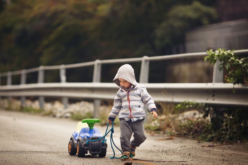ребенок, мальчик, дети, портрет, глаза, эмоции, children, boy, детский фотограф, машинка  фото превью