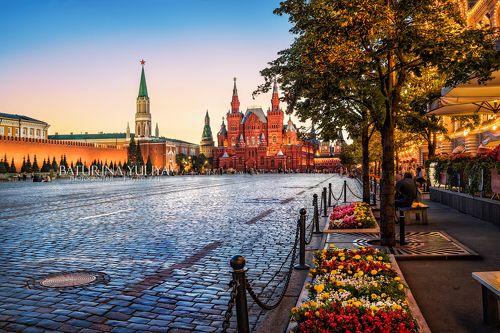 На Красной площади цветы