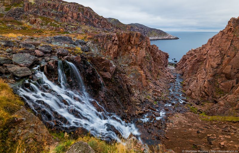териберка, пейзаж, водопад Осенний водопад фото превью