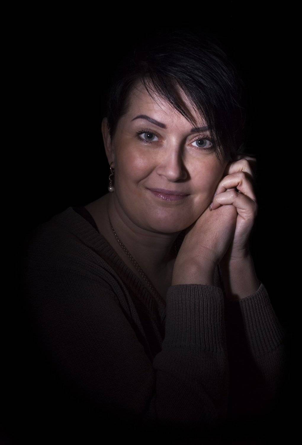 Женский портрет в низком ключе, Никитин Александр