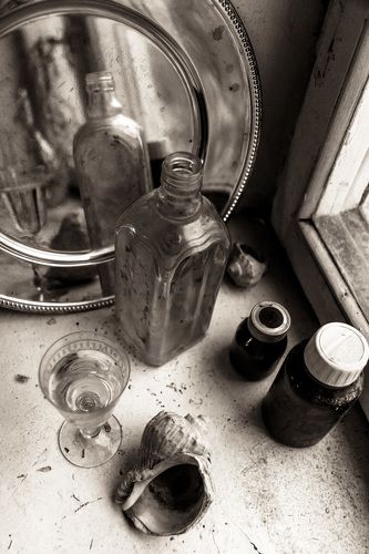 Смеркалось у осеннего окна